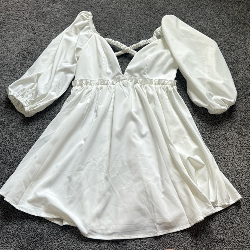 Always Dreaming Puff Sleeve Structured V-Neckline Mini Dress White